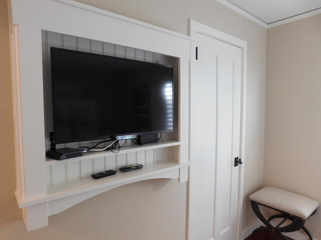 Lincoln Green Inn Carmel-by-the-Sea Bagian luar foto